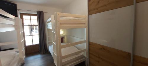 Rauris Apartment | Discover Hochalmbahnen Chalets Rauris: Family-Friendly Retreat