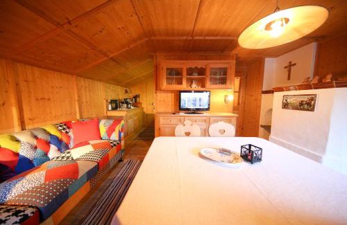 Rohrberg Apartment | Guest Rated 10/10: Hochfeldhof with Oceanfront Pool