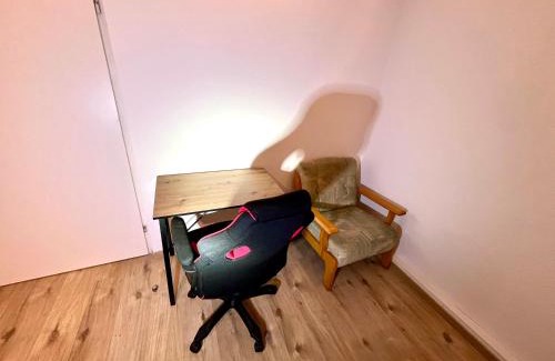 Leoben Apartment | Hochgelegene Geräumige Monteurwohnung