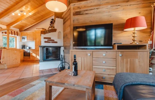 Hochkrimml House | Scenic Hochkrimml 2 with Spa and Lake View Amenities