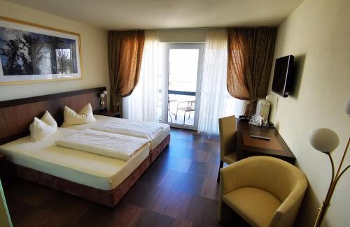 Losheim Hotel | Relax at Hochwälder Wohlfühlhotel with Ocean Views & Spa