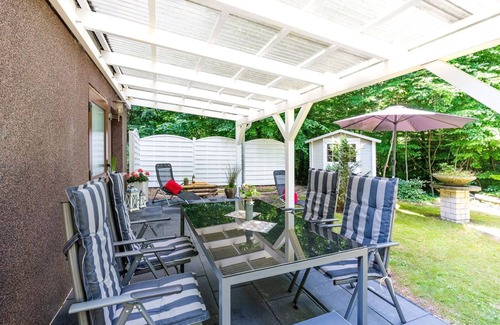 Koelpinsee House | Beautiful Oceanfront Retreat for 4 with Spa & Kitchen