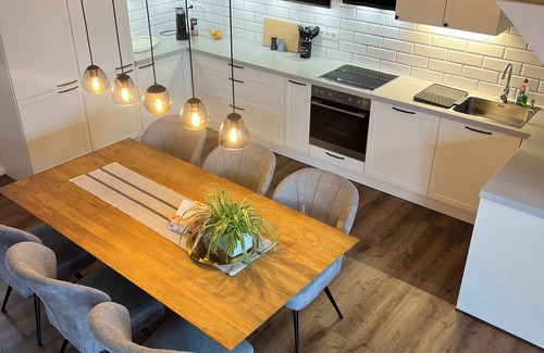 Straelen Apartment | Modern Retreat for 2-6 Guests in Scenic Location with Balcony