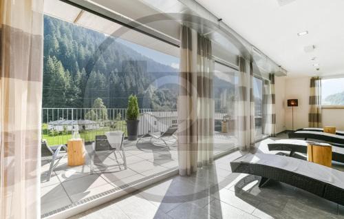 Klosterle Apartment | Elegant Hochwertige Ferienwohnung - Pet Friendly Getaway