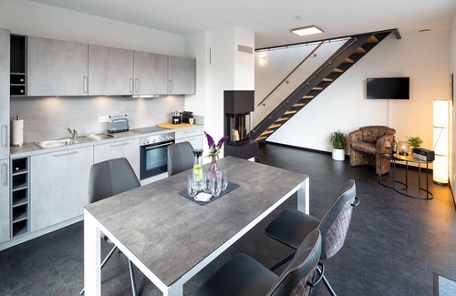 Bad Wildungen House | Inviting Holiday Home for 4 with Breakfast & Kitchen