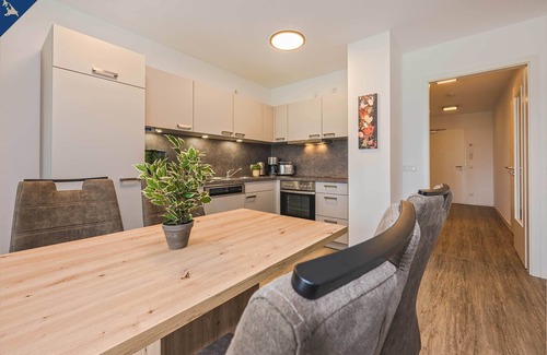 Zirchow Apartment | Relaxing Apartment with Ocean View & Free WiFi in Quiet Area