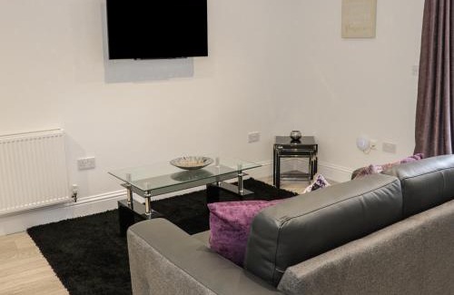 Cleeve Prior House | Hoden View: Family & Pet-Friendly 4-Star Getaway