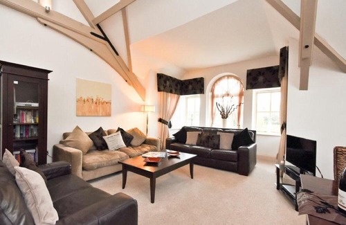 Berwick-upon-Tweed House | Discover Hodgkin Hall: Kid-Friendly, Rated 9/10 by Guests