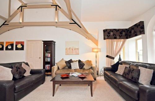 Berwick-upon-Tweed House | Discover Hodgkin Hall: Kid-Friendly, Rated 9/10 by Guests