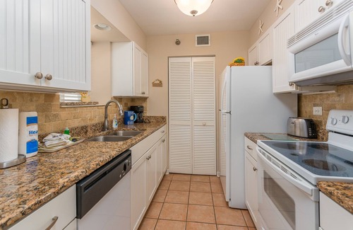 Saint Simons Island Condo | Beachfront Bliss at Hodnett Cooper's Beach Club