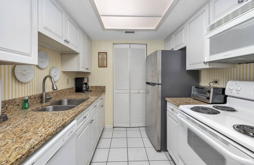 Saint Simons Island Condo | Beachfront Bliss at Hodnett Cooper's Beach Club