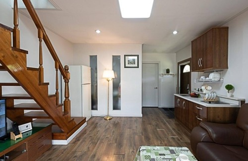 Seowon House | Eco-Friendly Retreat at Hoengseong Byeoreulssoda Pension