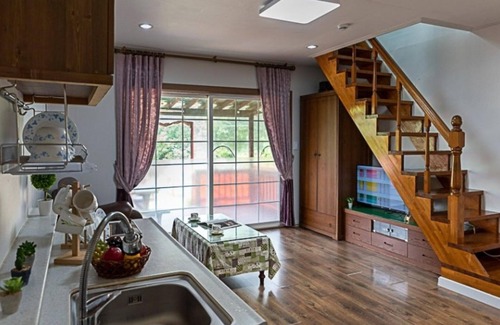 Seowon House | Eco-Friendly Retreat at Hoengseong Byeoreulssoda Pension