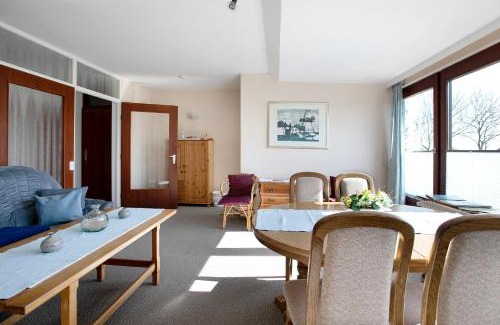 Nordstrand Apartment | Pet and Child Friendly Retreat at Hoern 2 - Rated 9/10