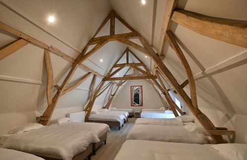 Sint-Denijs House | Guest Favorite: Hoeve Ten Rooden Duifhuize with Great Amenities