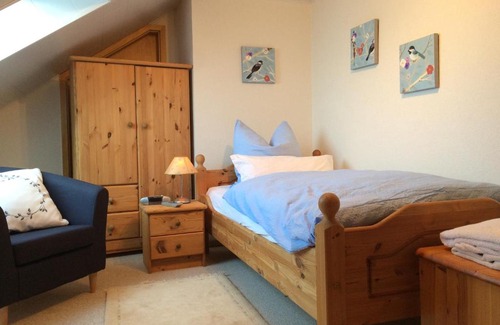 Hildesheim District House | Family-Friendly Stay at Hof Grafeneiche with Top Ratings