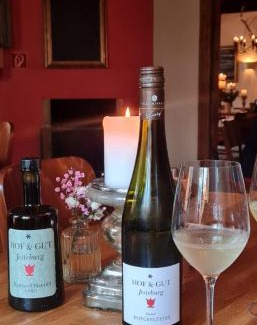 Itzenbuttel Hotel | Pet-Friendly Haven at Hof & Gut Jesteburg - Rated 8/10