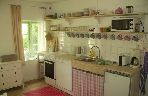 Klamp Apartment | Hof Rodenkrog: Tranquil Escape by the Sea and Lakes