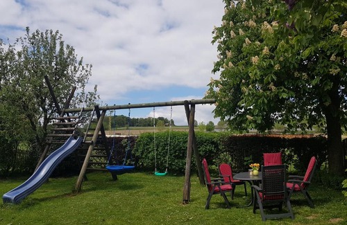 Eslohe Apartment | Family-Friendly Retreat at Hof Schenuit - Rated 9/10!