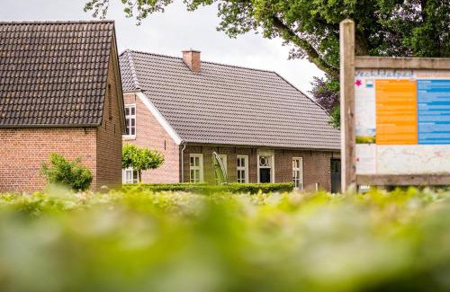 Emlichheim Hotel | Hof Veldink: Family-Friendly Stay with Delicious Breakfast