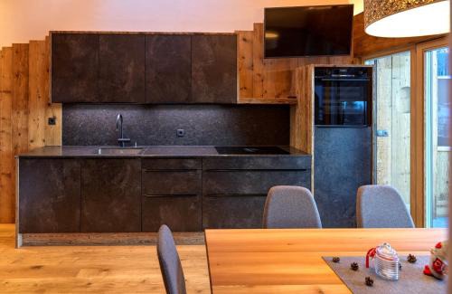 Prateria Apartment | Family-Friendly Stay at Hofchalet Blume - Örlerhof