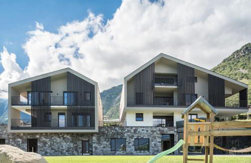Lagundo Apartment | Unforgettable Stays at Hofer Hof Hirzer - 10/10 Guest Rated