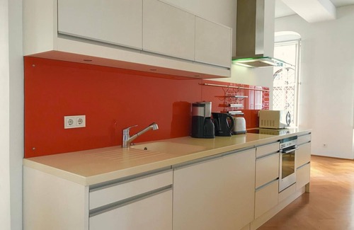 Innere Altstadt Hotel | Discover Hofgärtnerhaus: Guest Rated 9.2, Family-Friendly Stay