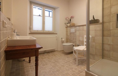 Heppenheim Apartment | Experience Oceanfront Bliss at Hofreite - Rated 9.5/10