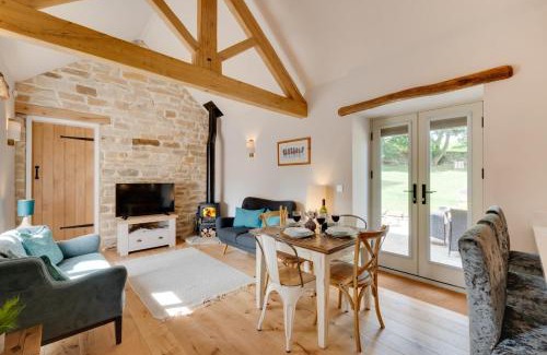 Castleton House | Family-Friendly Stay at Hog Barn at Howe End