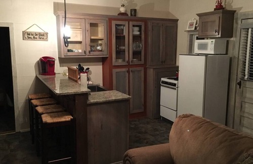 Burks Fork House | Cozy Hog Mt Retreat: Guest Rated 9.8 with Family Amenities