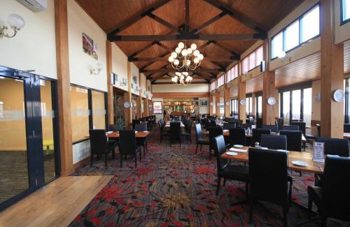 Wallan Hotel | Hogans Motel: 4-Star Stay with Family-Friendly Amenities