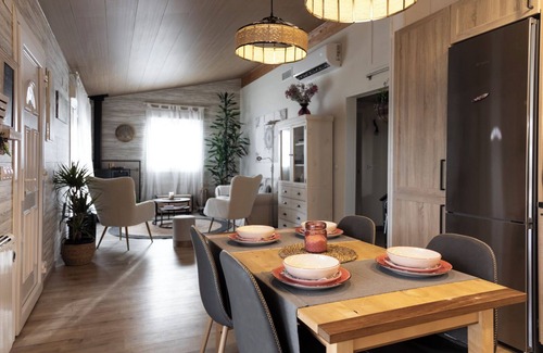 L'Ametlla del Valles House | Unique Hotel with Child-Friendly Amenities for Your Stay