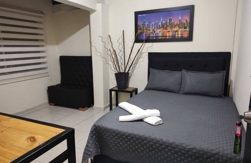 Santa Fe Apartment | Explore HOGAR DEL VIAJERO in Medellin with Spa & Kitchen