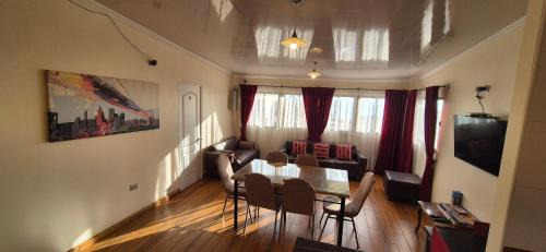 Iquique Hotel | Family-Friendly Haven at Hogar Doña Gloria - Rated 9/10
