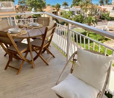 Benicassim Apartment | Beachfront Haven in Benicasim - Rated 9.7/10 with Pool