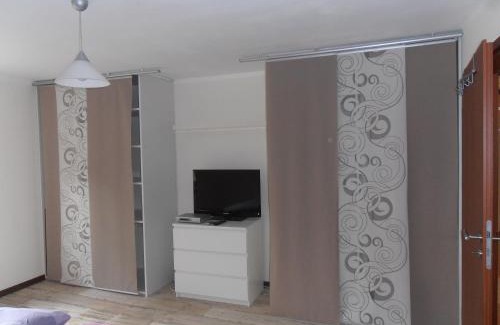 Hessisch Oldendorf Apartment | Family-Friendly Stay at Hohensteinblick - Rated 8.5/10