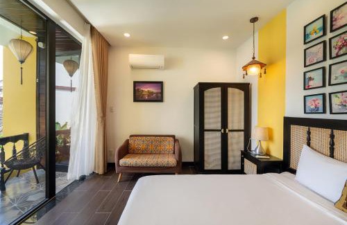 Hoi An Villa | Cozy Hoi An Rosie Villa with Private Pool & Local Decor
