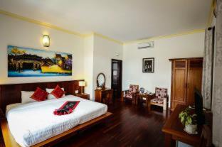 Hoi An City Centre Villa | Discover Hoi An Holiday Villa: 4-Star Oceanfront Retreat