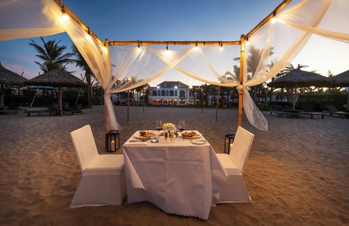 Cam Ha Hotel | Relax at Hoi An Royal Beachfront Villas - 5-Star Paradise