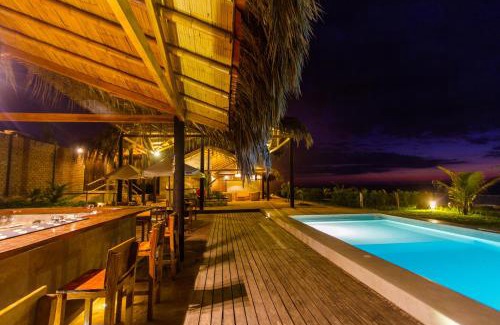Punta Sal Hotel | Discover Hoja de Palma Bungalows with Oceanfront Luxury