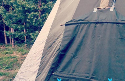 Mednoye Other | Idyllic Hoki Camp Glamping by the River with Pool Access