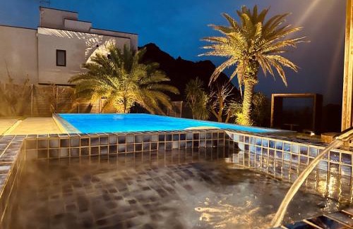 Isumi Villa | Hokulani by the Sea: Ocean View Poolside Retreat