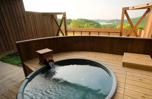 Yobito Hotel | Pet-Friendly Retreat at Hokuten no Oka Abashiriko Tsuruga Resort