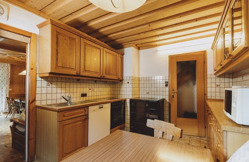 Fusch an der Grossglocknerstrasse House | Cozy Holiday Home in Fusch an der Glocknerstraße