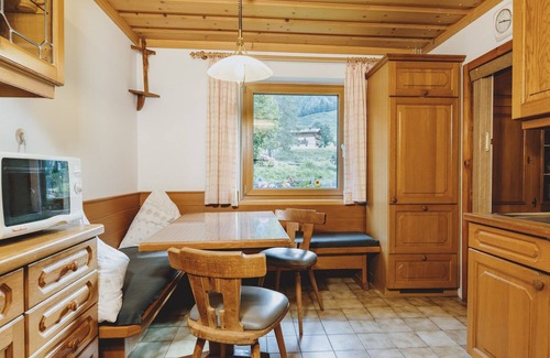 Fusch an der Grossglocknerstrasse House | Cozy Holiday Home in Fusch an der Glocknerstraße