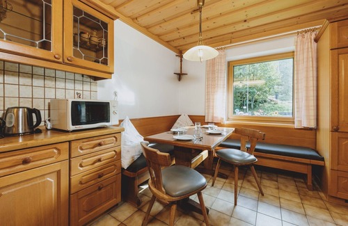 Fusch an der Grossglocknerstrasse House | Cozy Holiday Home in Fusch an der Glocknerstraße