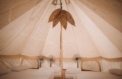 Ke Ga Resort | Hola Beach Club & Eco Glamping Resort: Family-Friendly Retreat