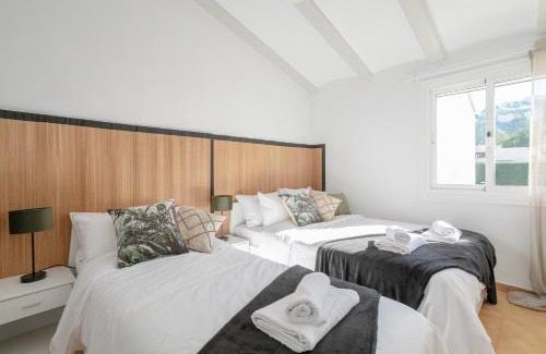 Pedreguer House | Experience Oceanfront Bliss at Helios Hotel, Rated 8.9