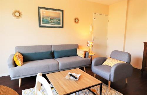 Arradon Apartment | Family-Friendly HOLAVRE: Rated 8.2/10 by Guests