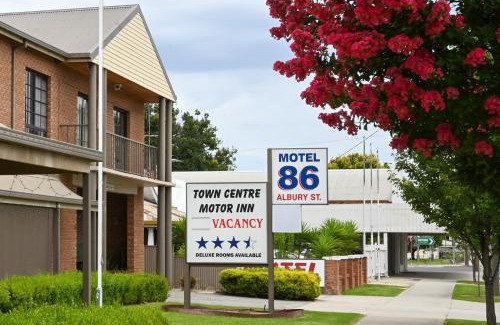 Holbrook Hotel | Family-Friendly Holbrook Town Centre Motor Inn - 4 Star Stay